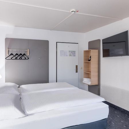 B&B Hotel Aachen-Hbf ภายนอก รูปภาพ