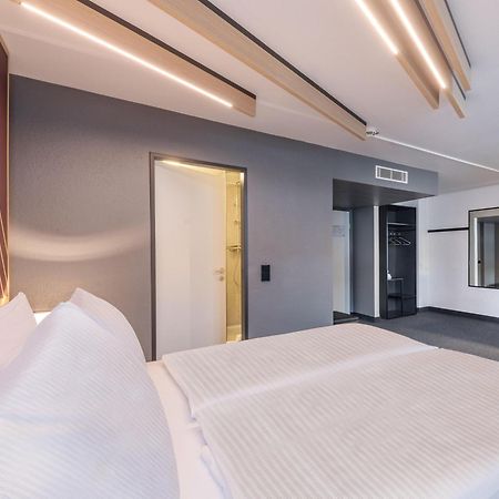B&B Hotel Aachen-Hbf ภายนอก รูปภาพ