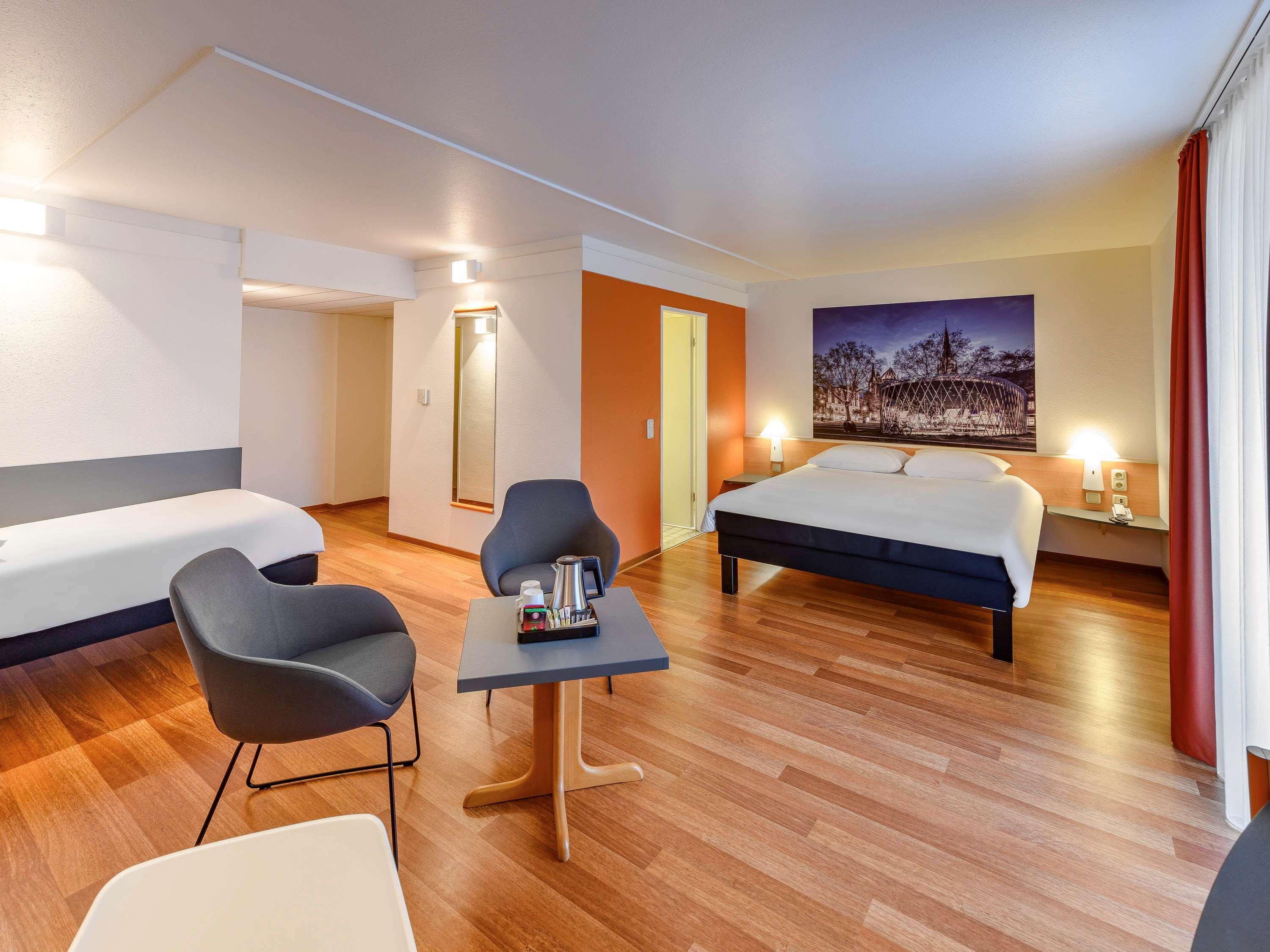 B&B Hotel Aachen-Hbf ภายนอก รูปภาพ