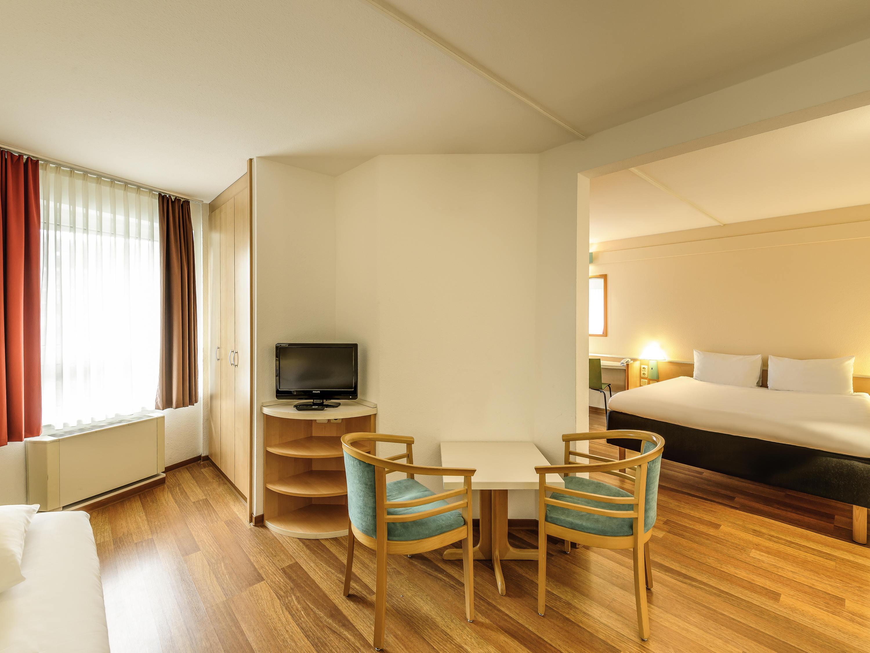 B&B Hotel Aachen-Hbf ภายนอก รูปภาพ