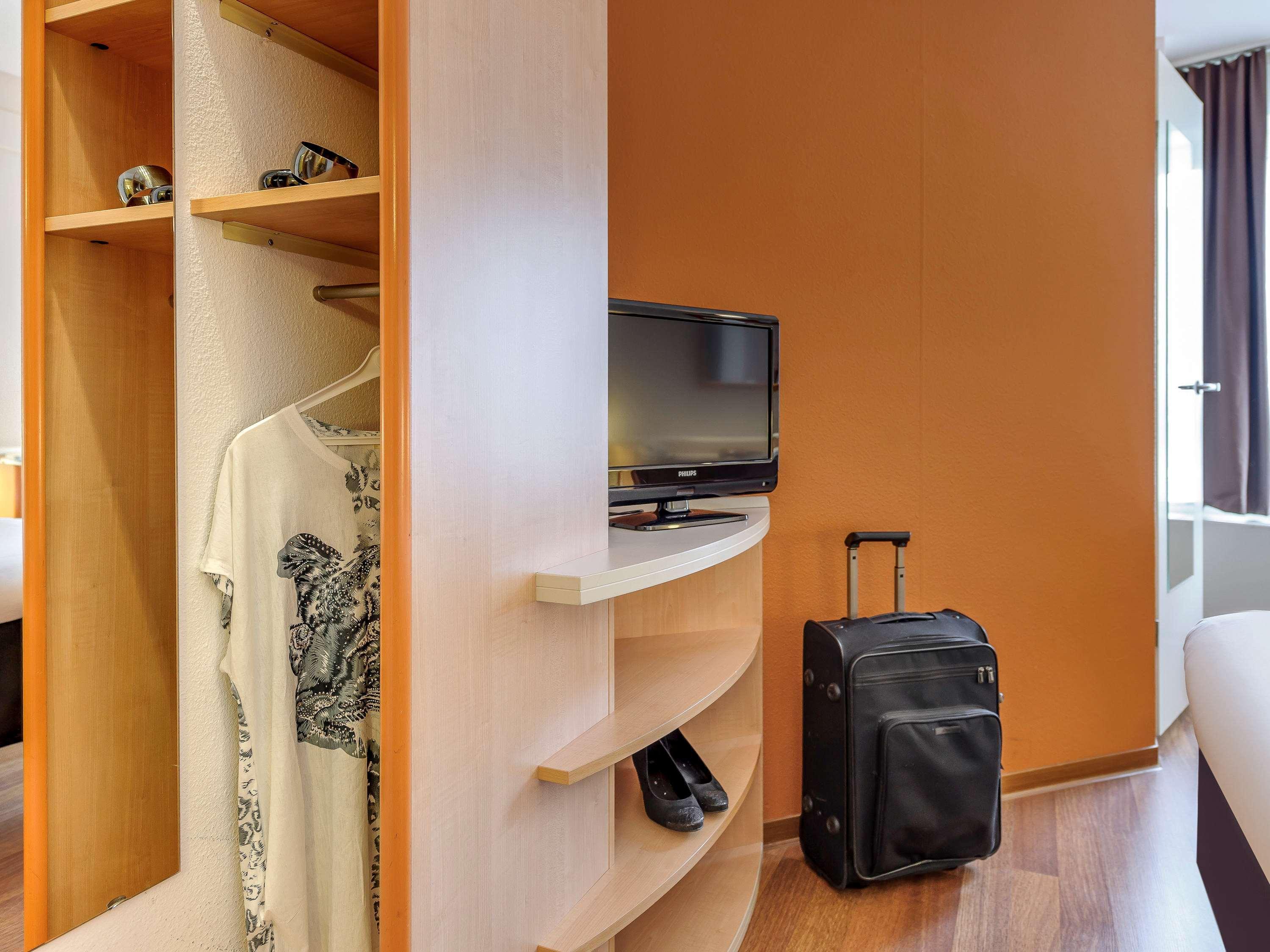 B&B Hotel Aachen-Hbf ภายนอก รูปภาพ