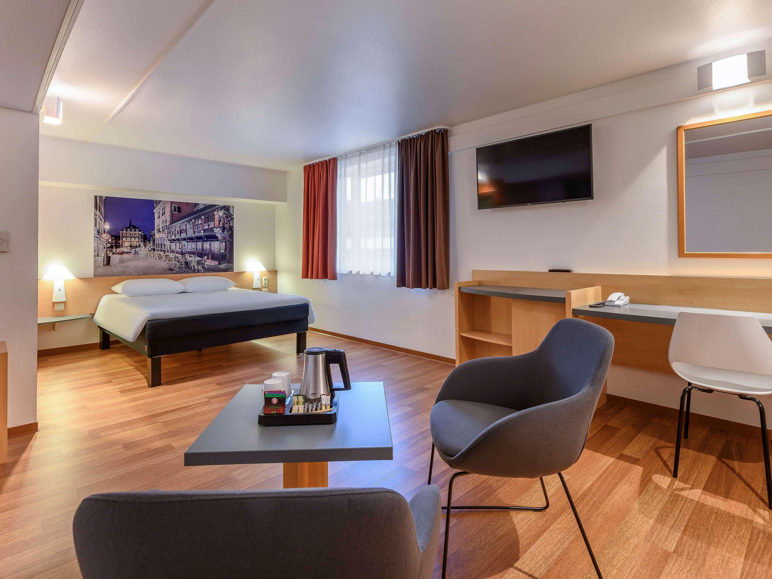 B&B Hotel Aachen-Hbf ภายนอก รูปภาพ