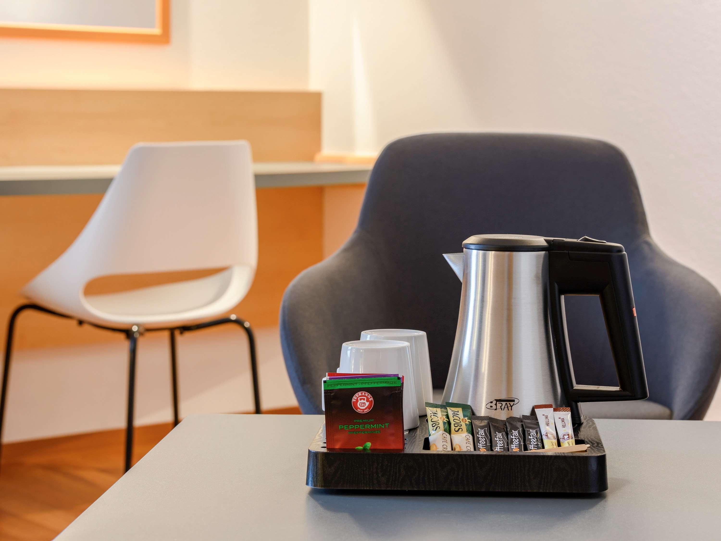B&B Hotel Aachen-Hbf ภายนอก รูปภาพ