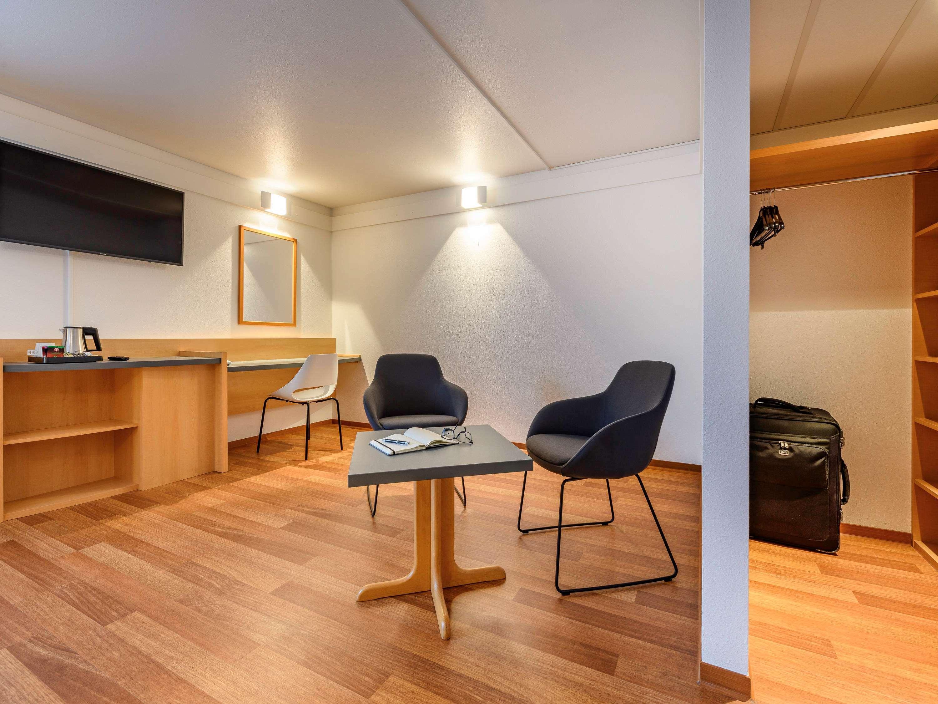 B&B Hotel Aachen-Hbf ภายนอก รูปภาพ