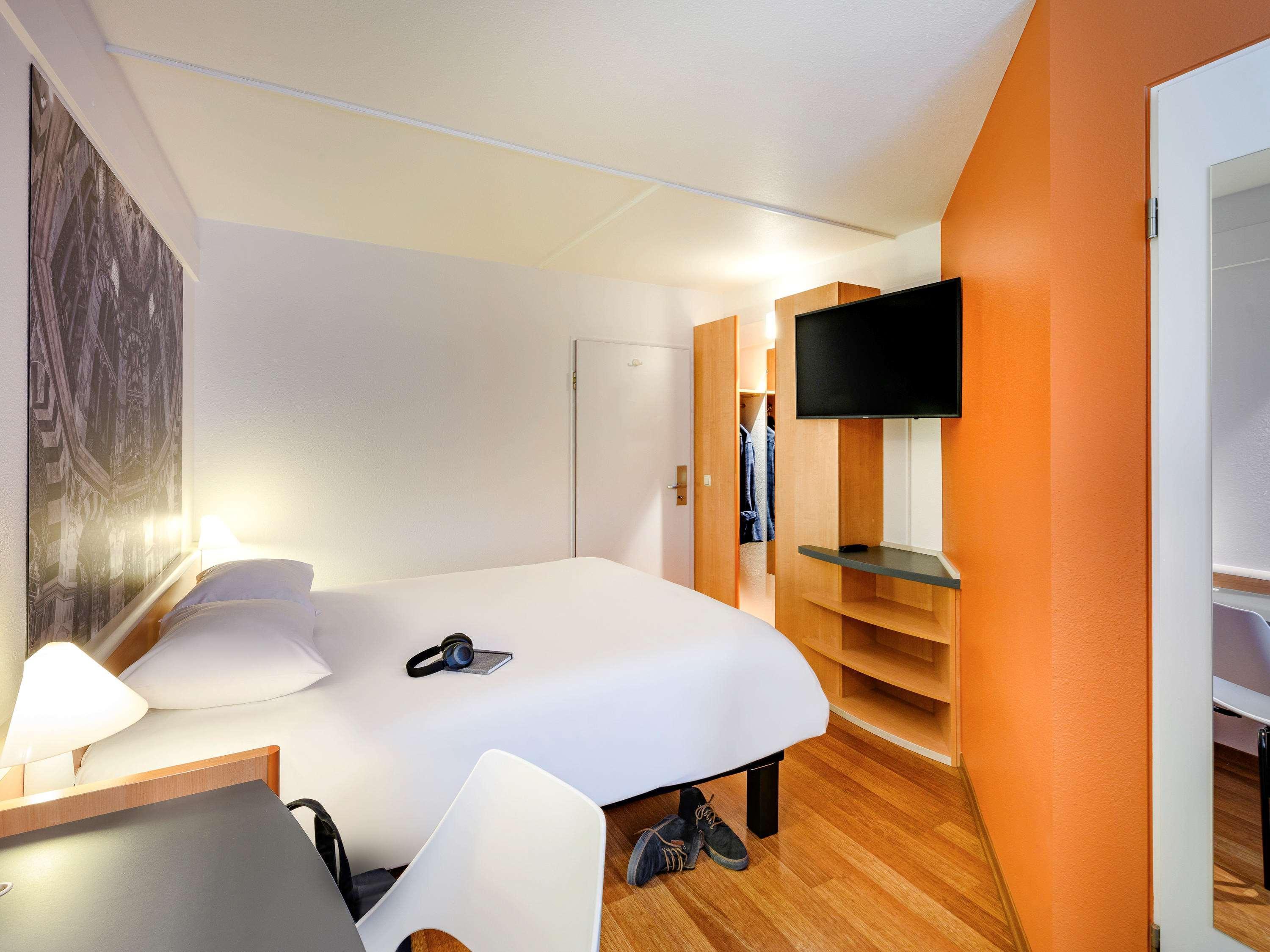 B&B Hotel Aachen-Hbf ภายนอก รูปภาพ
