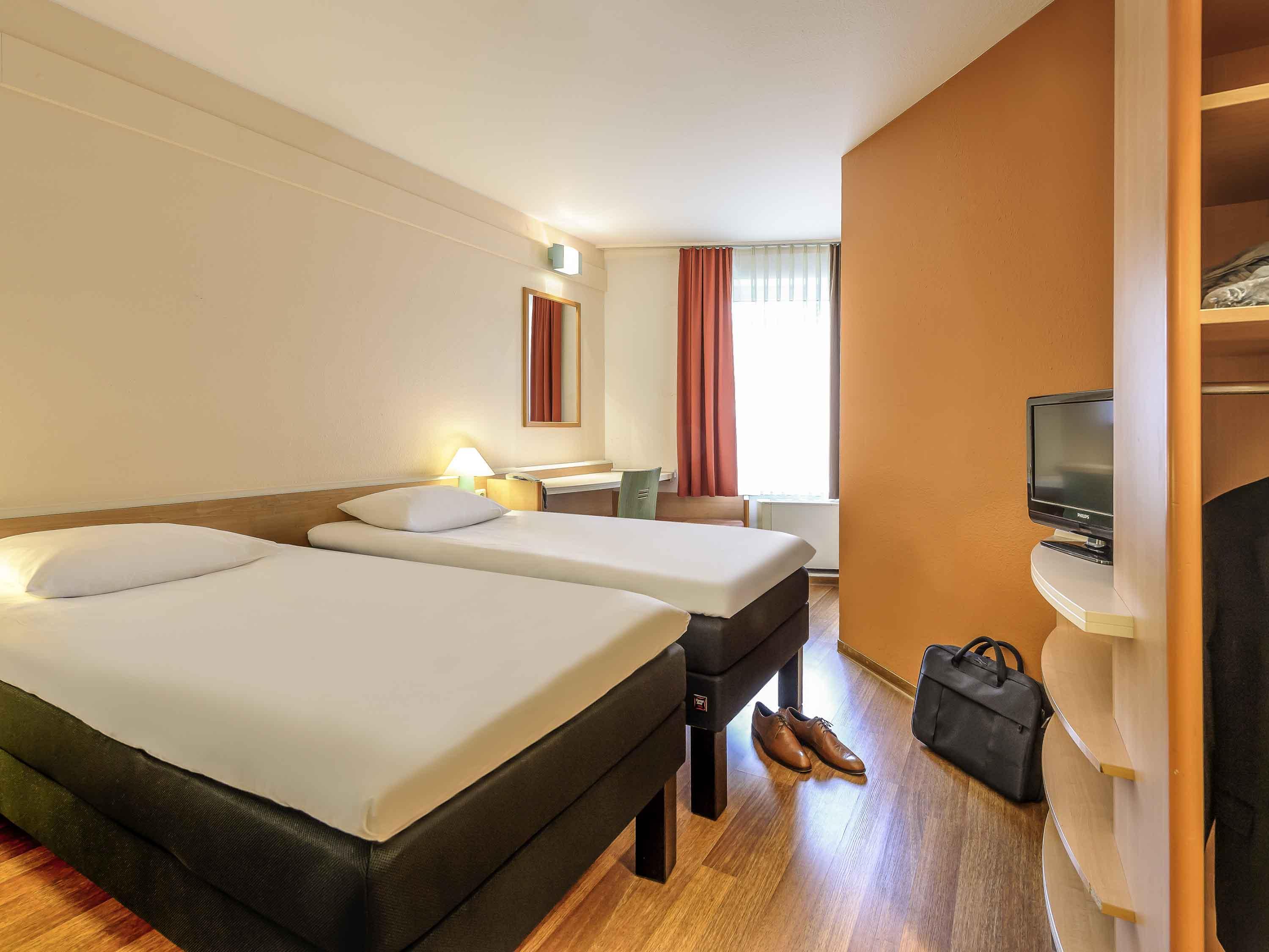 B&B Hotel Aachen-Hbf ภายนอก รูปภาพ