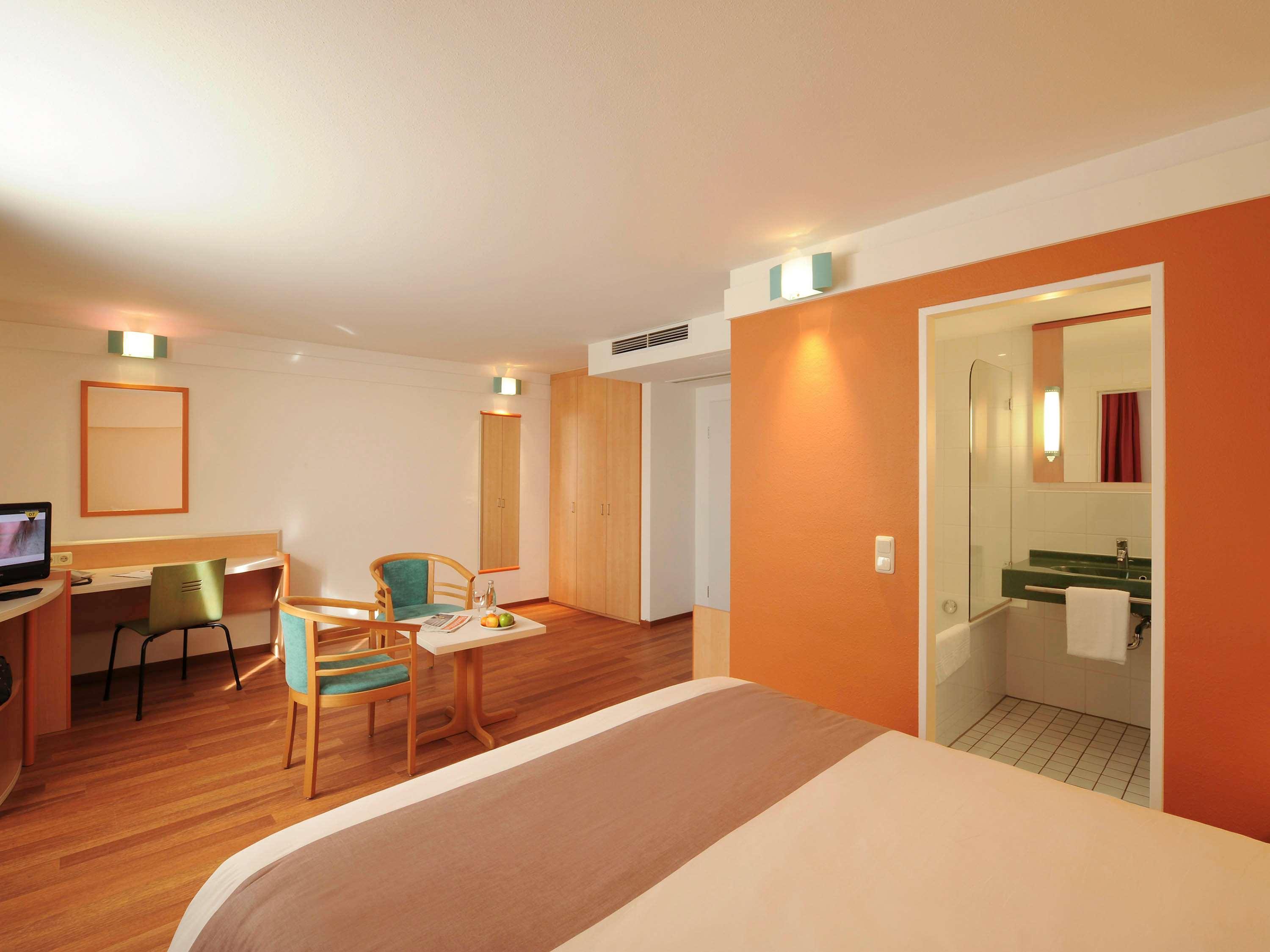 B&B Hotel Aachen-Hbf ภายนอก รูปภาพ