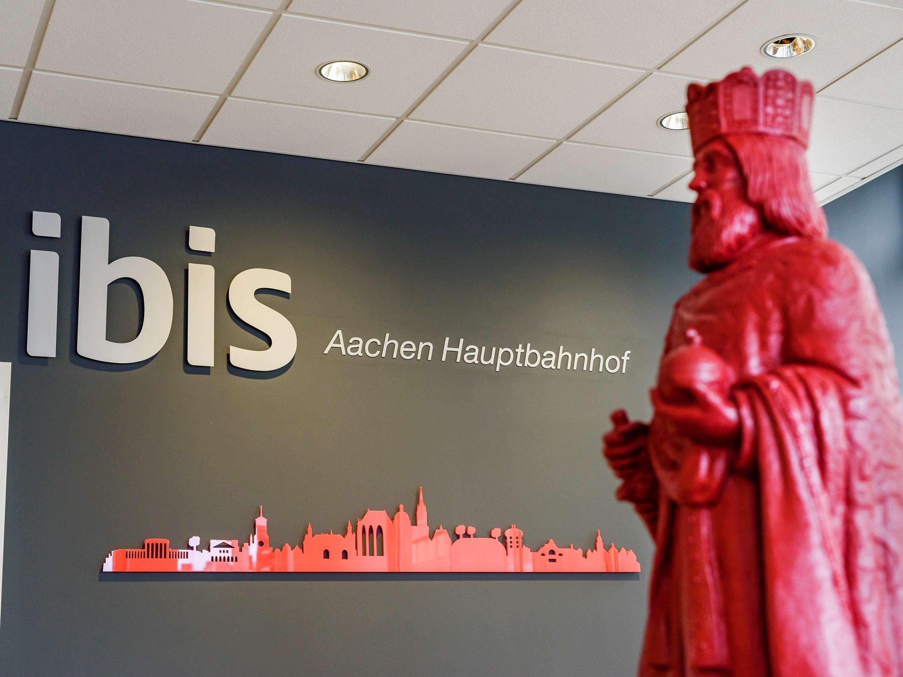 B&B Hotel Aachen-Hbf ภายนอก รูปภาพ