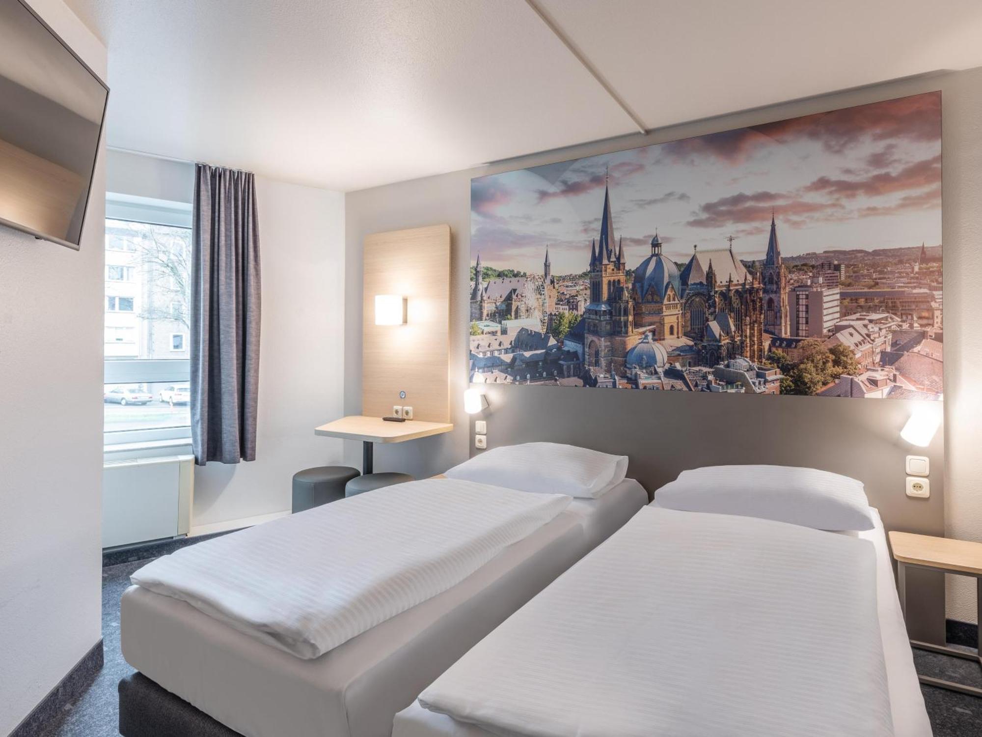 B&B Hotel Aachen-Hbf ภายนอก รูปภาพ