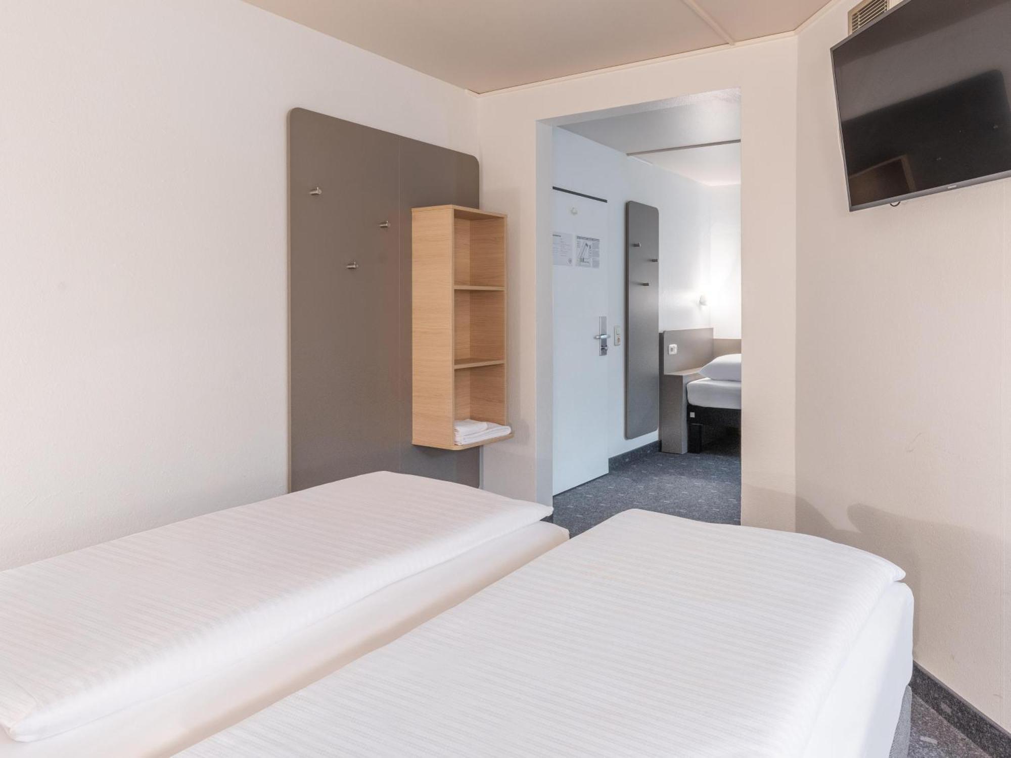 B&B Hotel Aachen-Hbf ภายนอก รูปภาพ