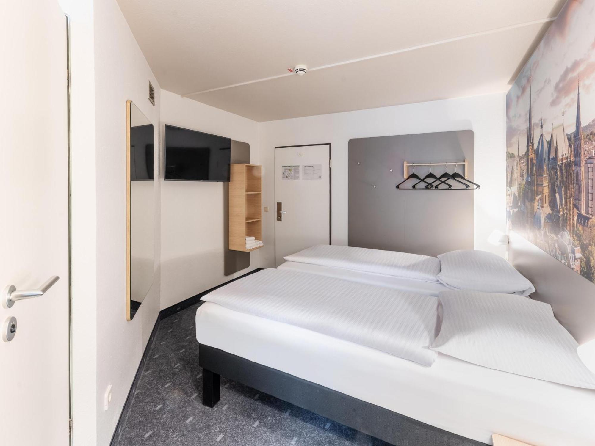 B&B Hotel Aachen-Hbf ภายนอก รูปภาพ