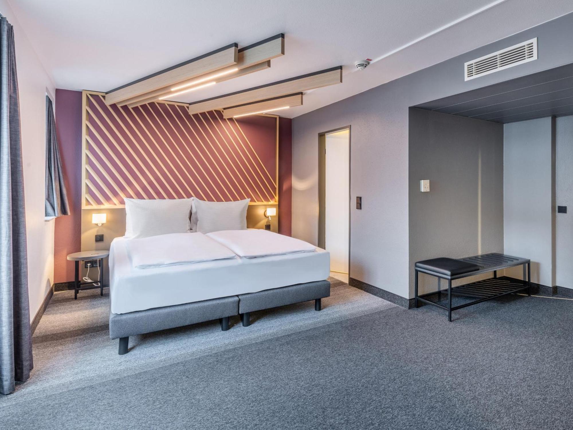 B&B Hotel Aachen-Hbf ภายนอก รูปภาพ