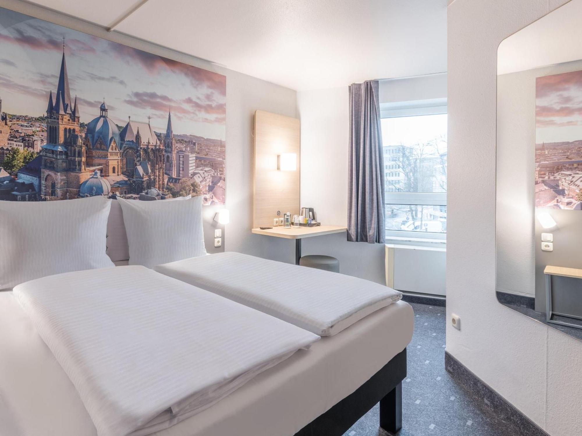 B&B Hotel Aachen-Hbf ภายนอก รูปภาพ