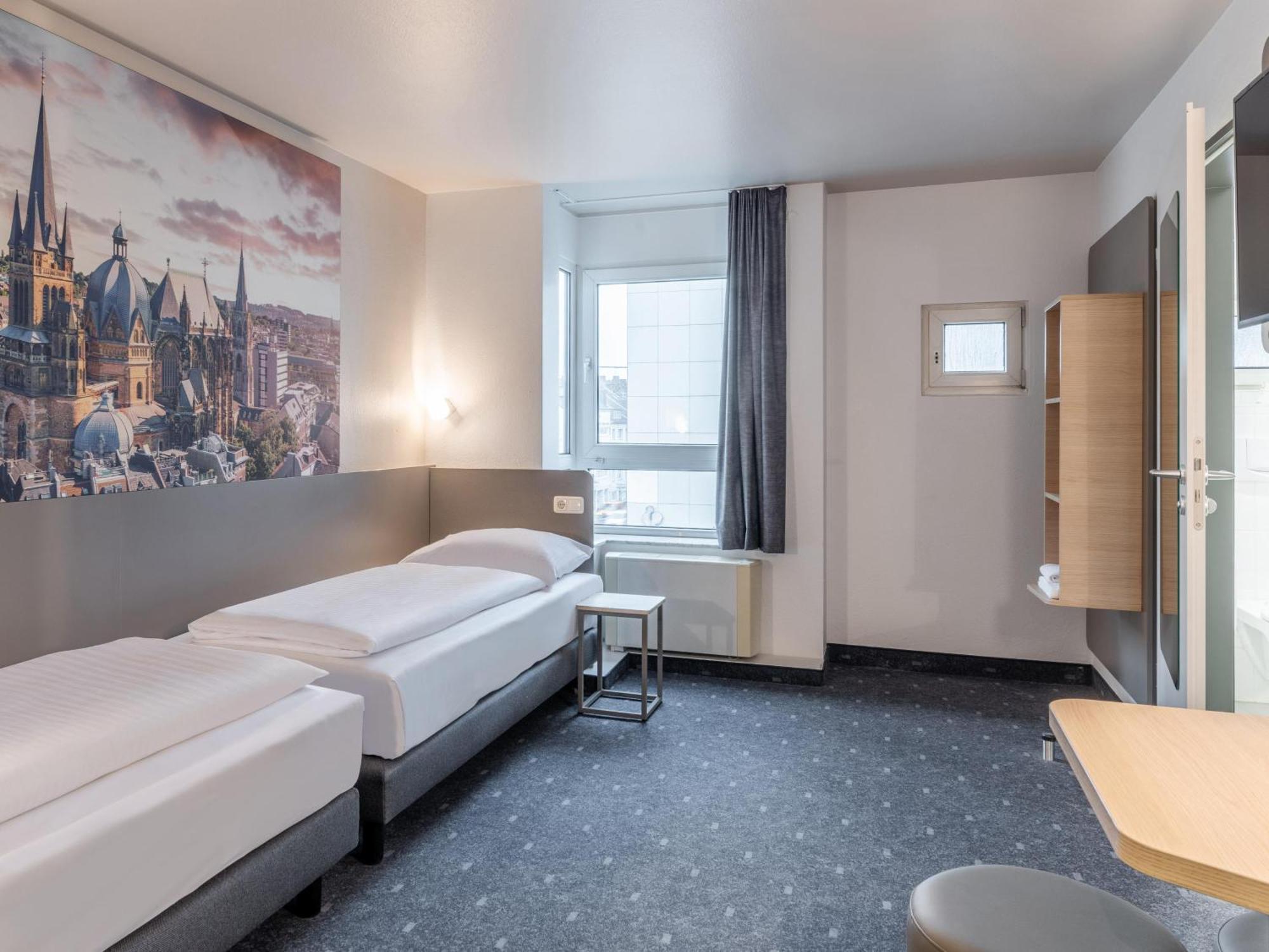 B&B Hotel Aachen-Hbf ภายนอก รูปภาพ