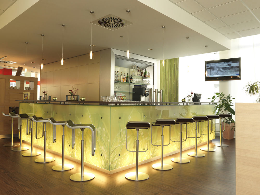 B&B Hotel Aachen-Hbf ภายนอก รูปภาพ