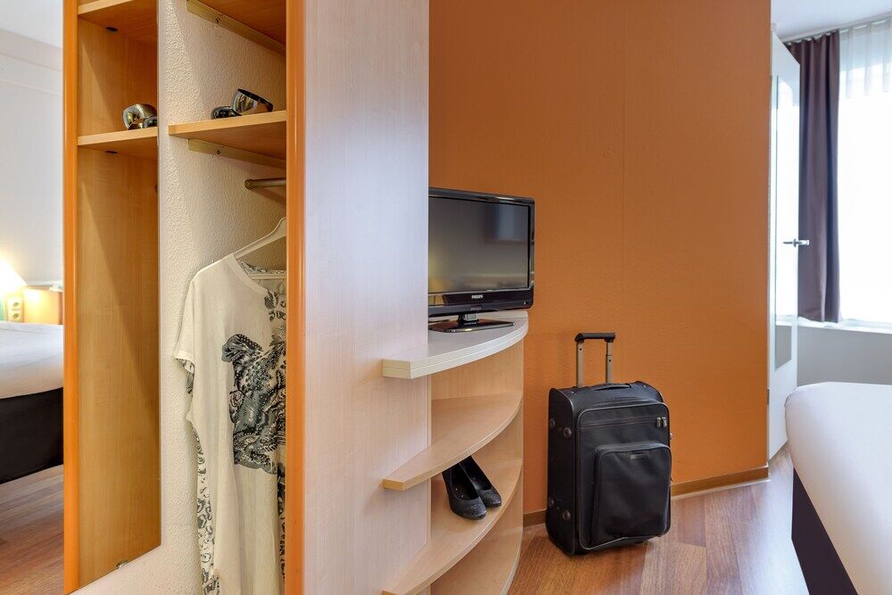 B&B Hotel Aachen-Hbf ภายนอก รูปภาพ